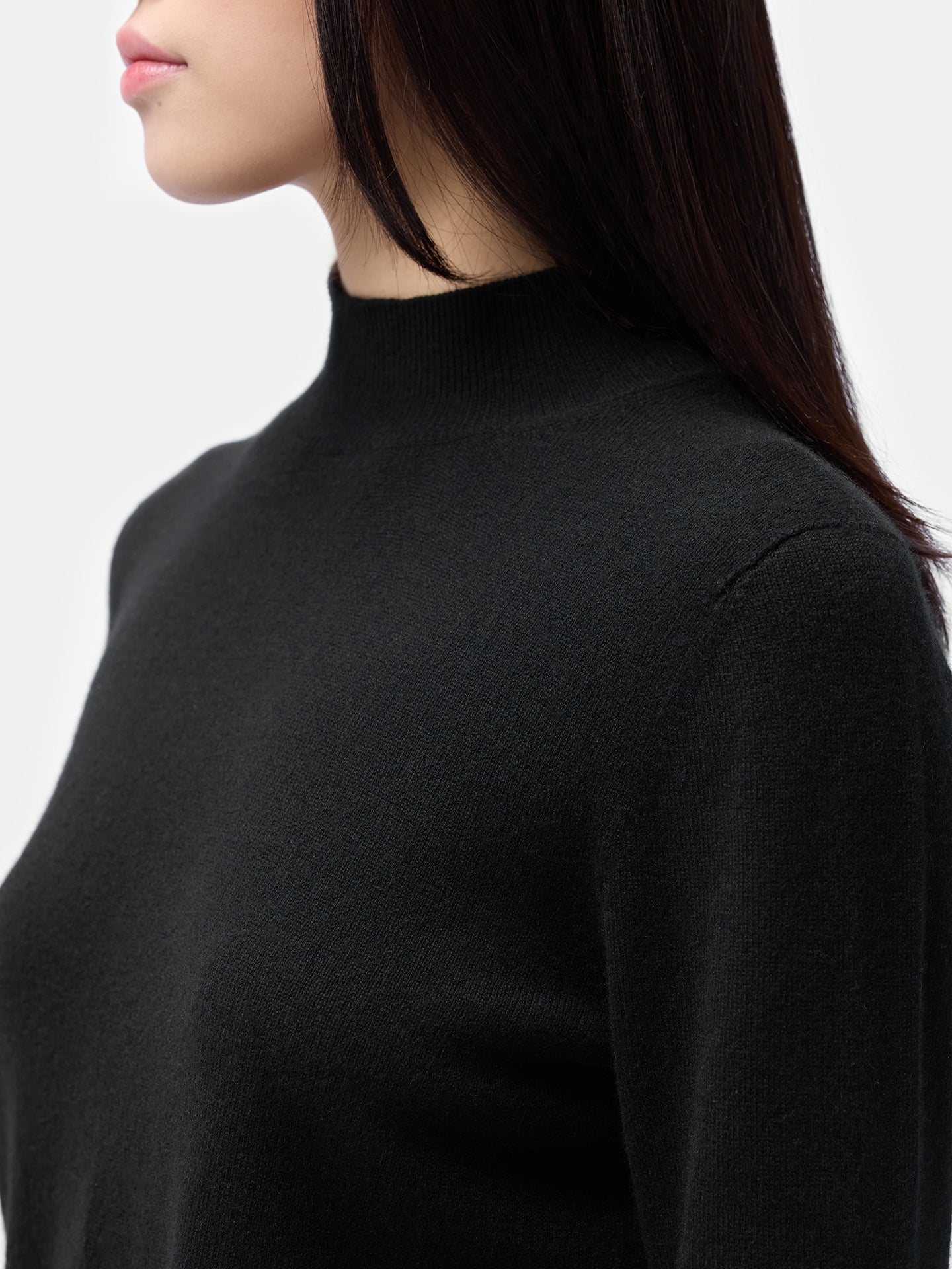 Essential Cashmere Mock Neck Sweater