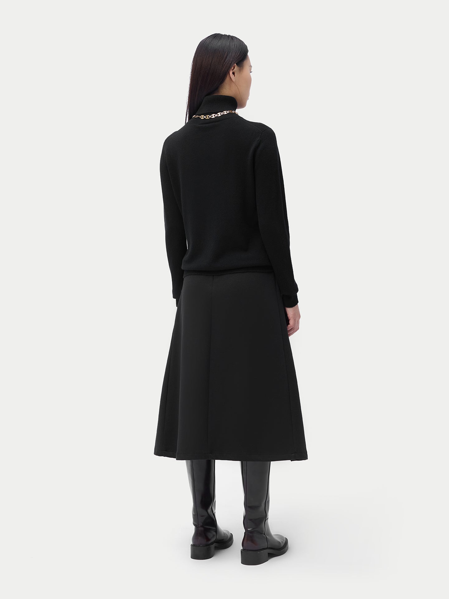 Essential Cashmere Turtleneck Sweater
