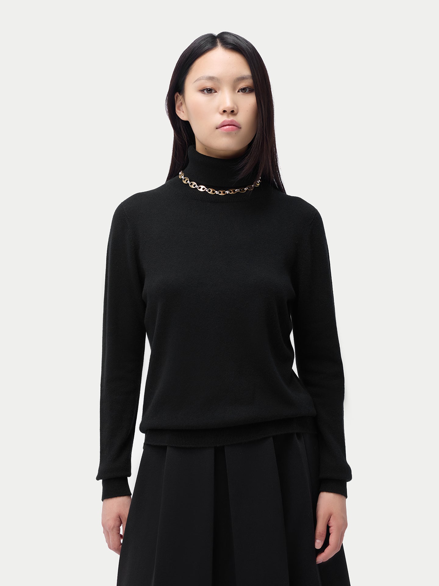 Essential Cashmere Turtleneck Sweater