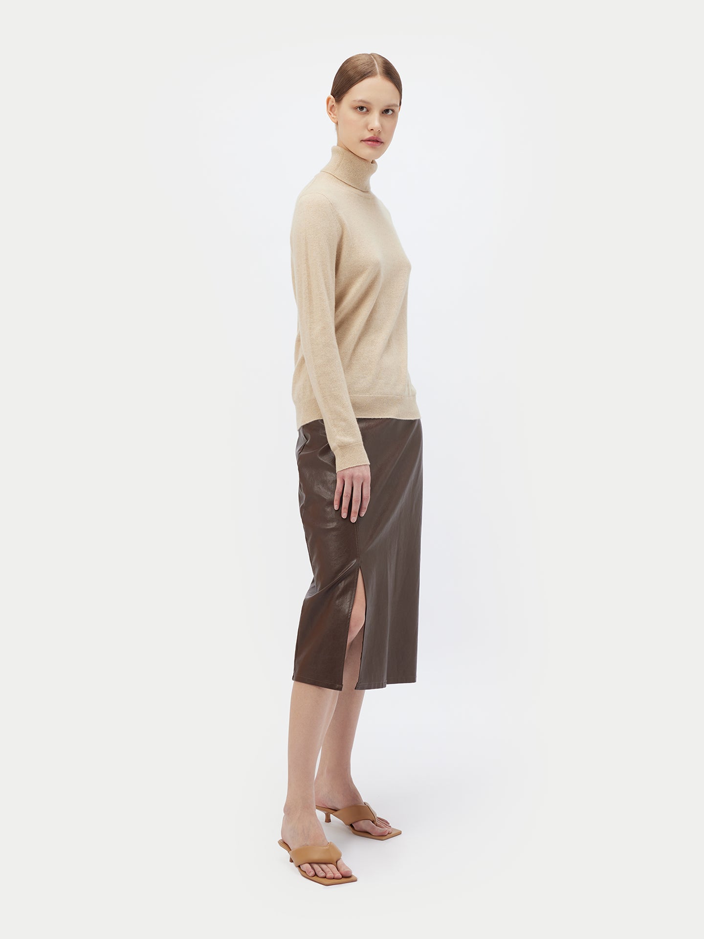 Women's Organic Cashmere Basic Turtle Neck Sweater Beige - Gobi Cashmere