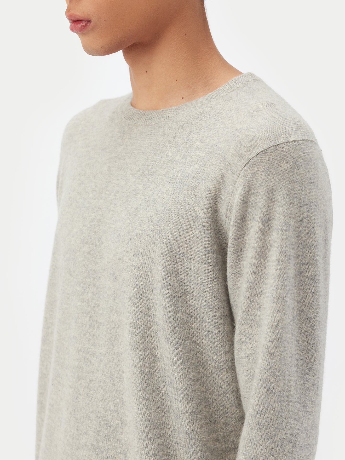 Men's Cashmere Basic Crew Neck Sweater Dawn Blue - Gobi Cashmere