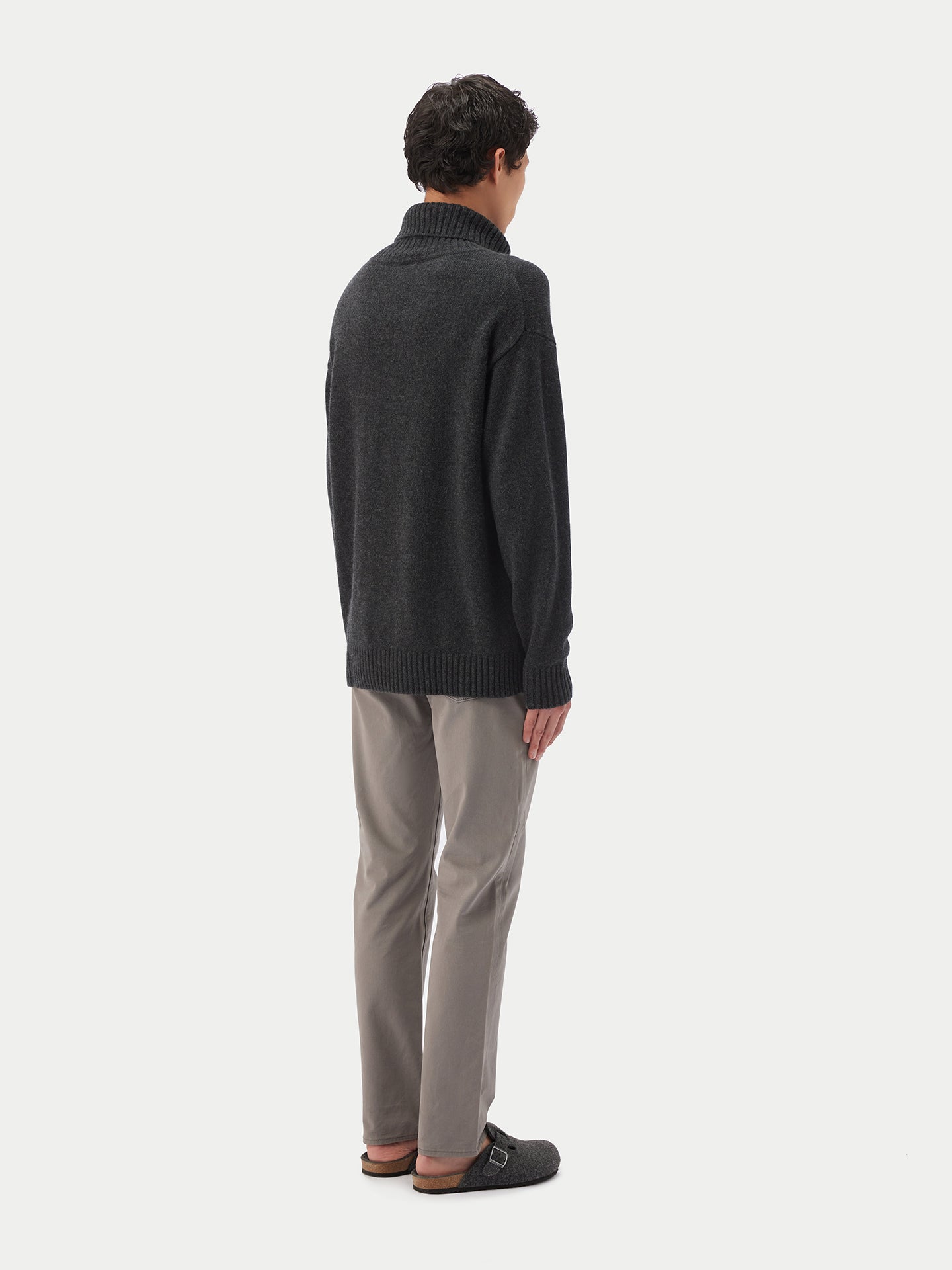 Men's Cashmere Turtleneck Charcoal - Gobi Cashmere