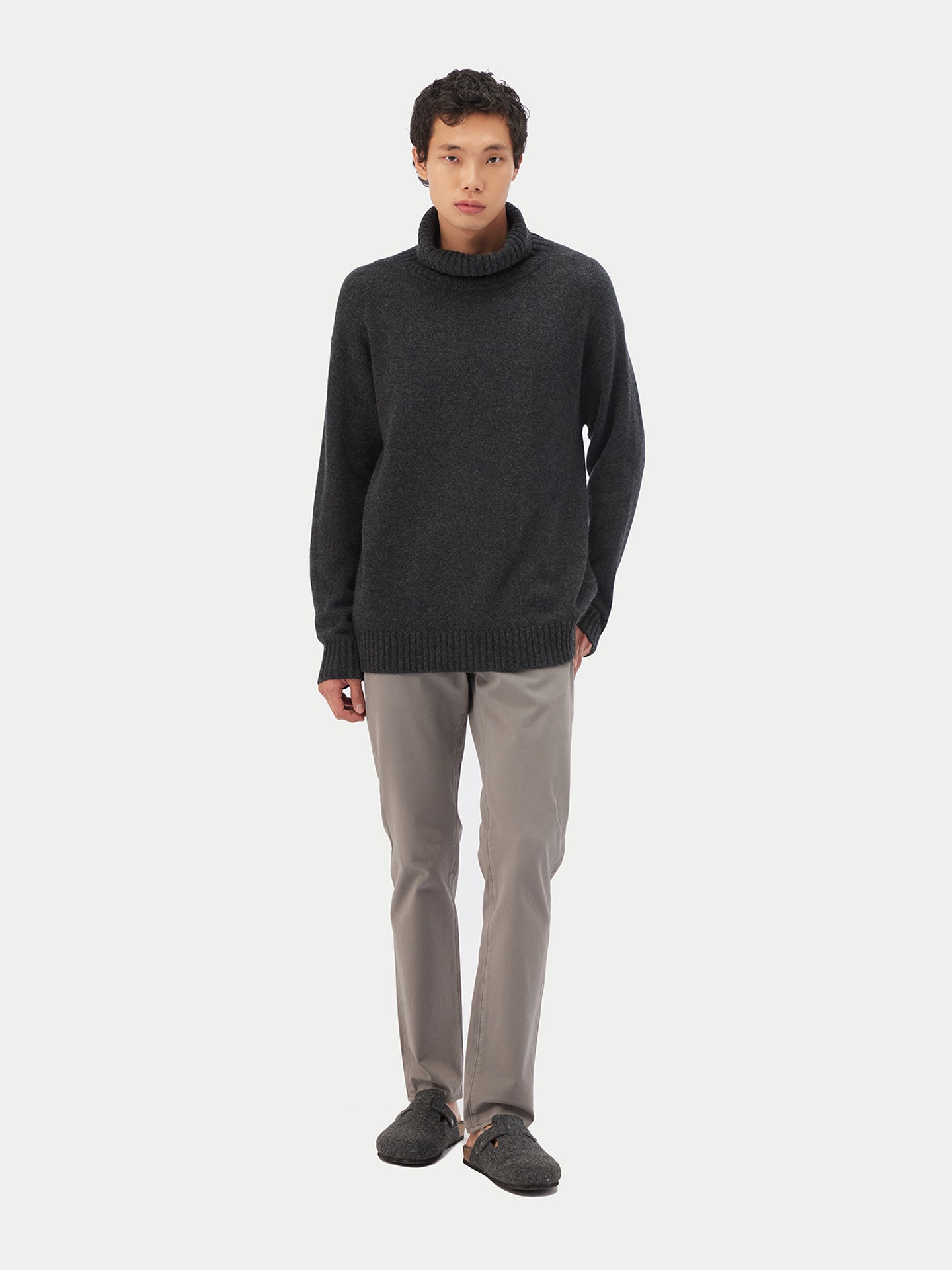 Men's Cashmere Turtleneck Charcoal - Gobi Cashmere