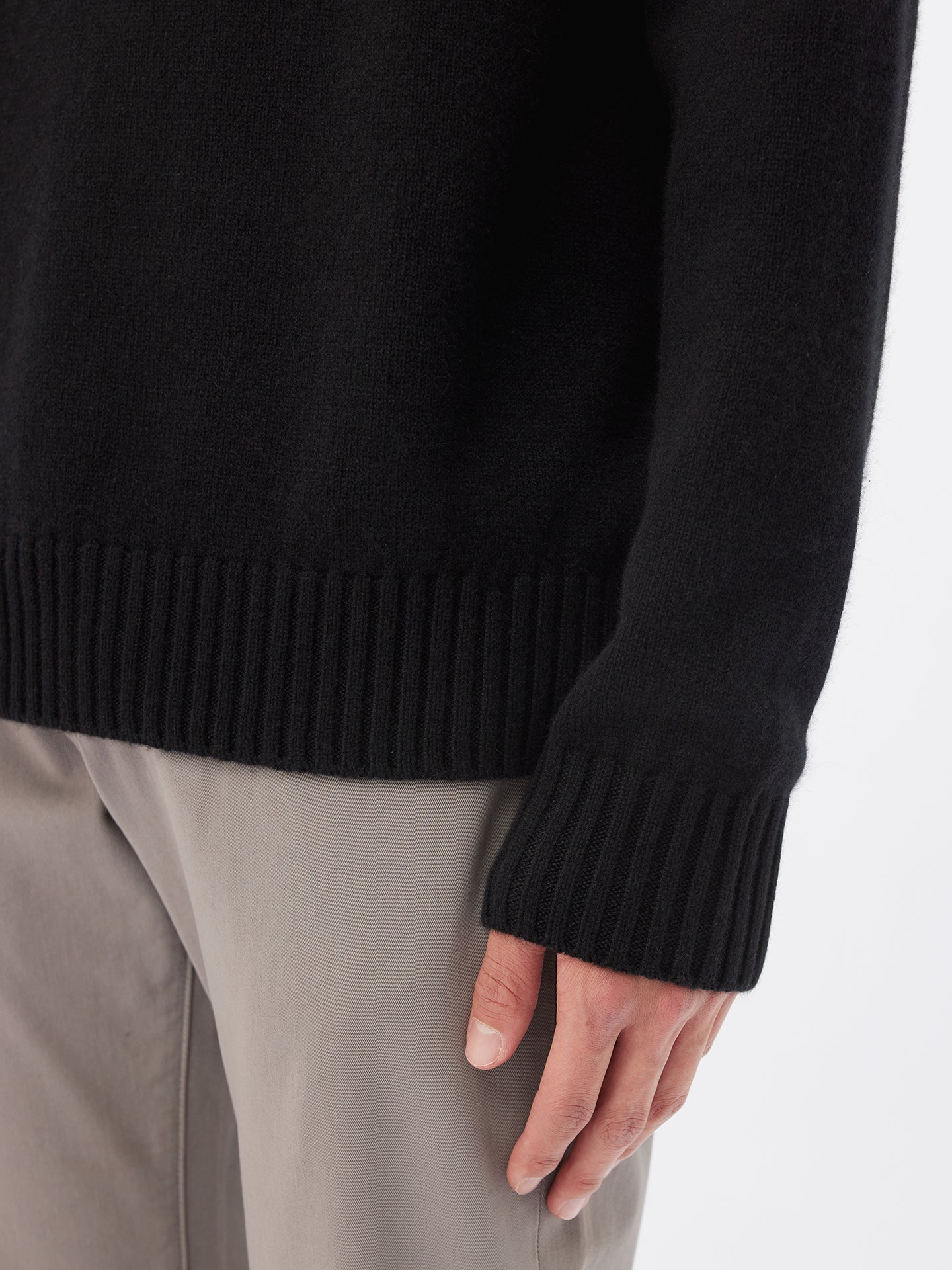 Men's Cashmere Turtleneck Black - Gobi Cashmere