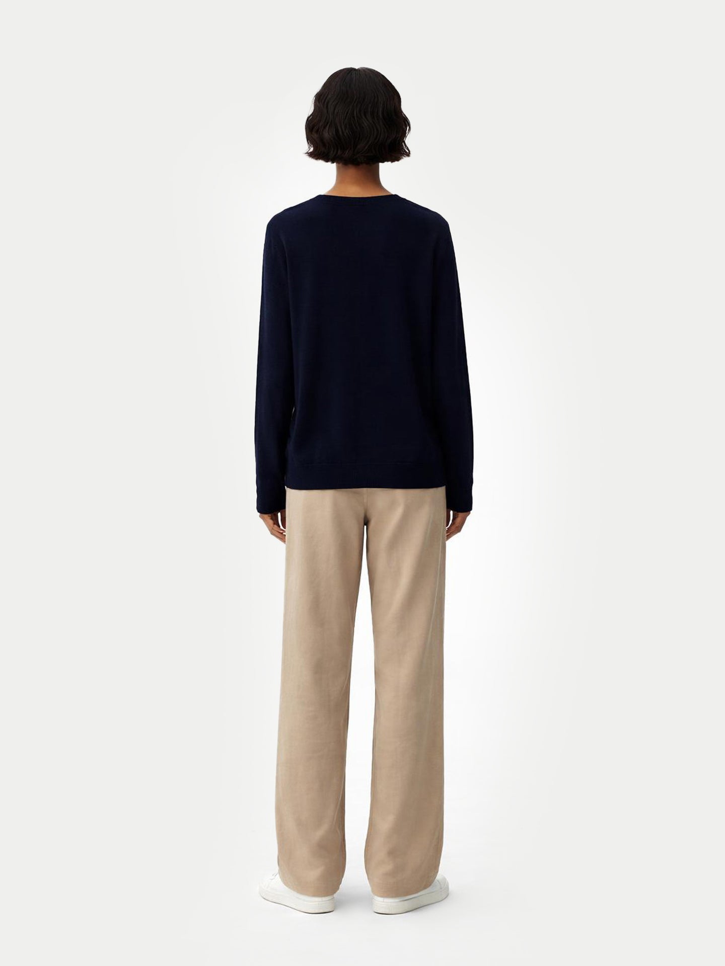 Essential Cashmere V-Neck Sweater Navy - Gobi Cashmere