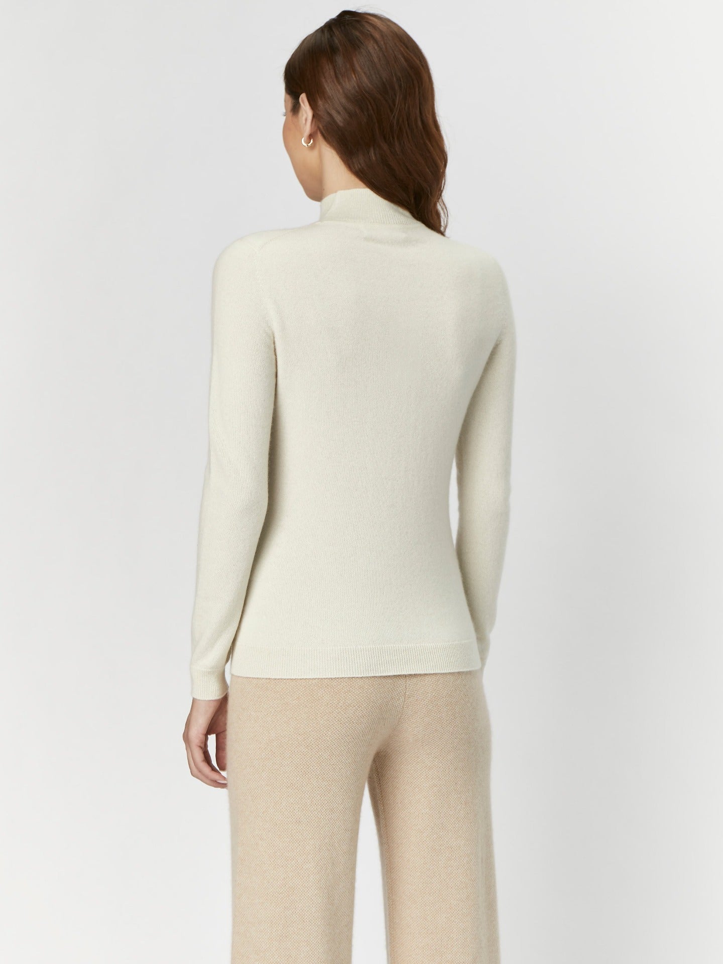 Women's Cashmere Stand-Up Collar Sweater off white- Gobi Cashmere