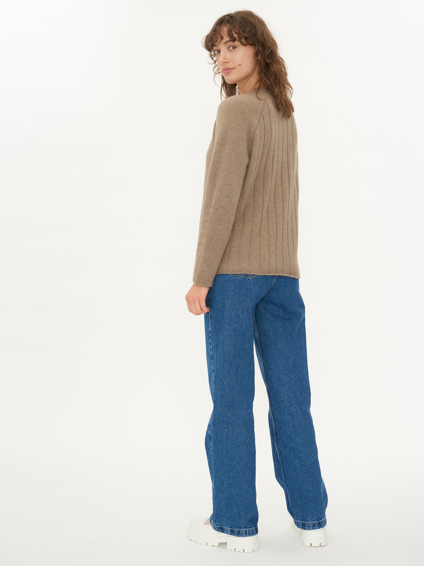 Women's Cashmere Ribbed Body Crew Neck Taupe - Gobi Cashmere