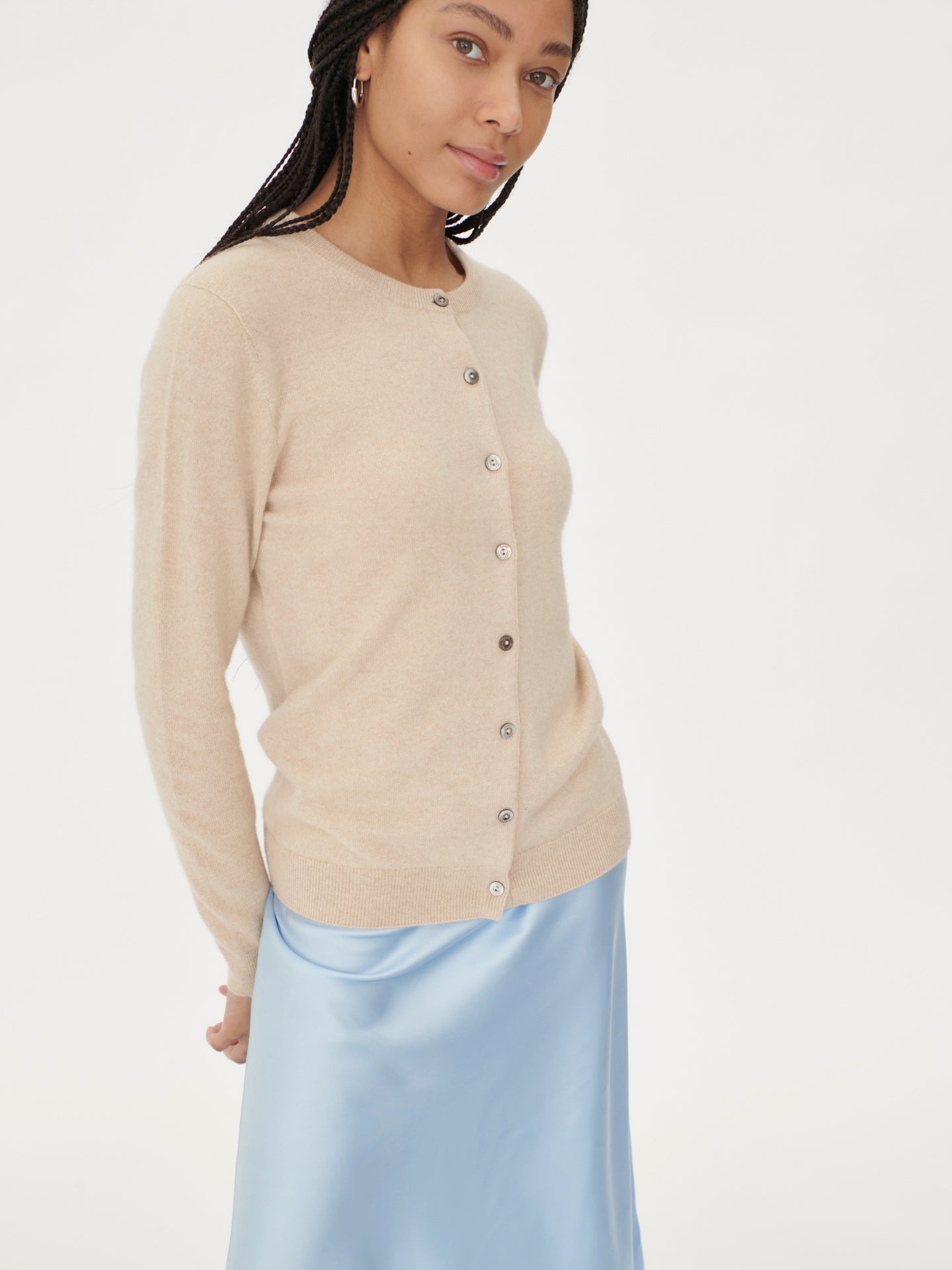 Women's Cashmere Round Neck Cardigan Beige - Gobi Cashmere