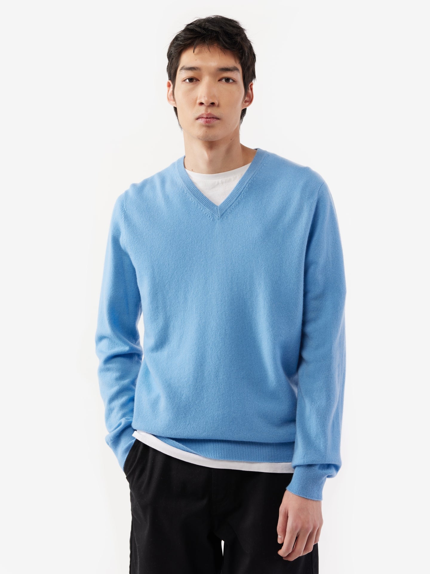 Men's Cashmere Basic V-Neck Sweater Azure Blue - Gobi Cashmere