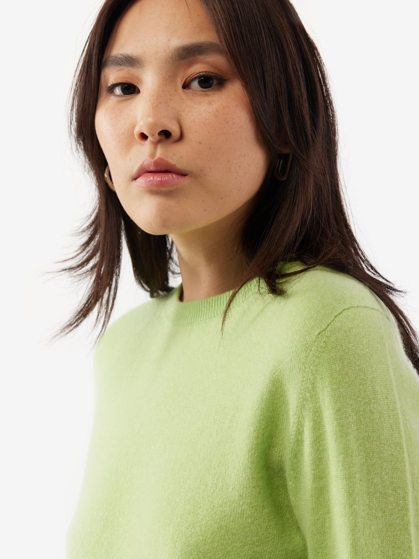 Women's Cashmere Basic Crew Neck Sweater Jade Lime - Gobi Cashmere