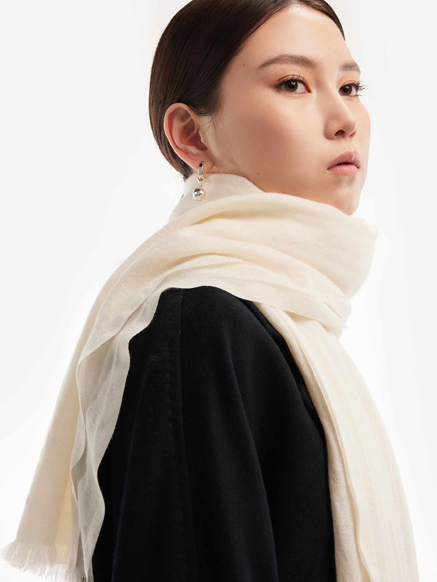 Women's Cashmere Lightweight Woven Scarf White - Gobi Cashmere