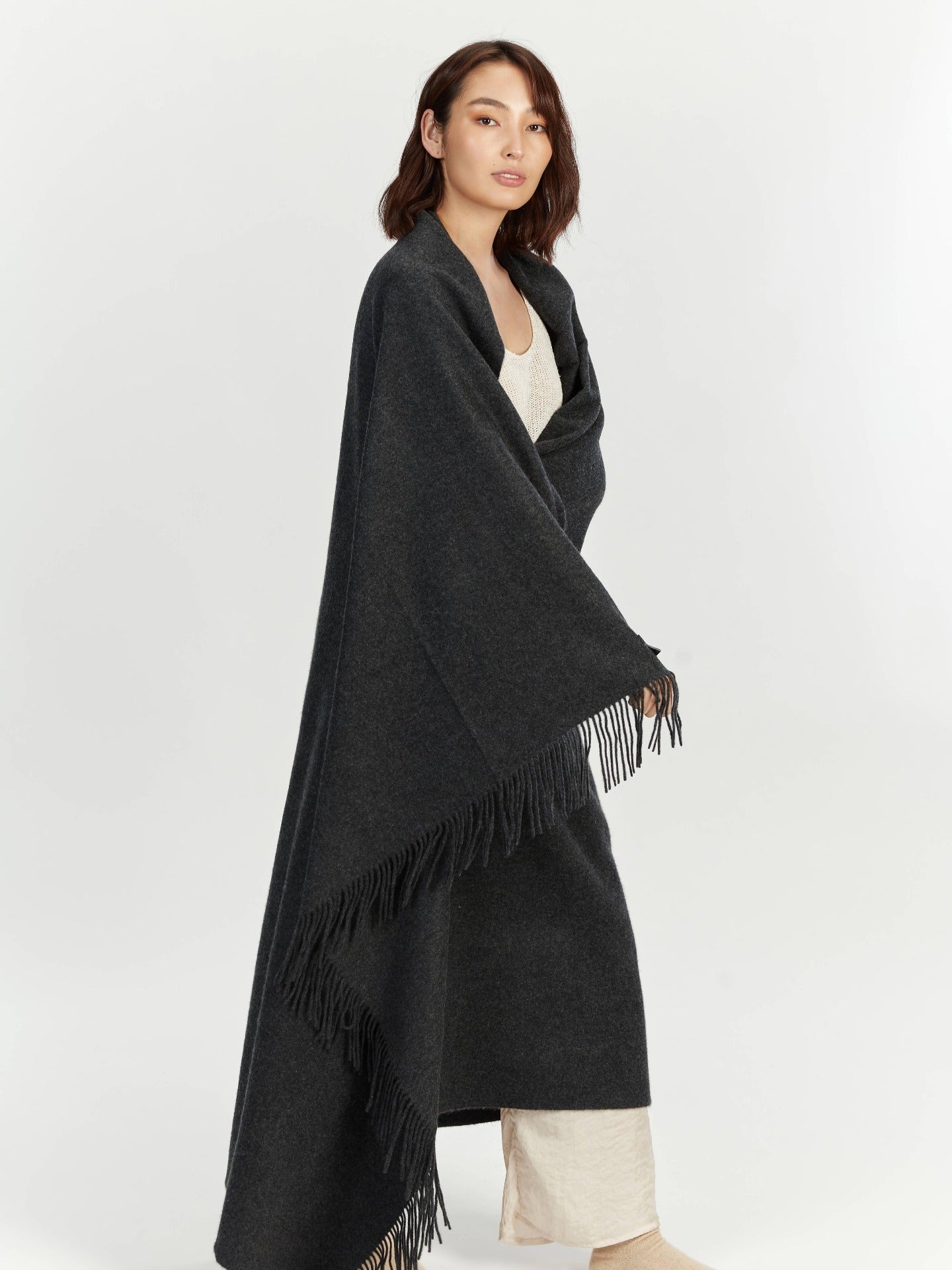 Cashmere Large Blanket With Fringe Charcoal - Gobi Cashmere