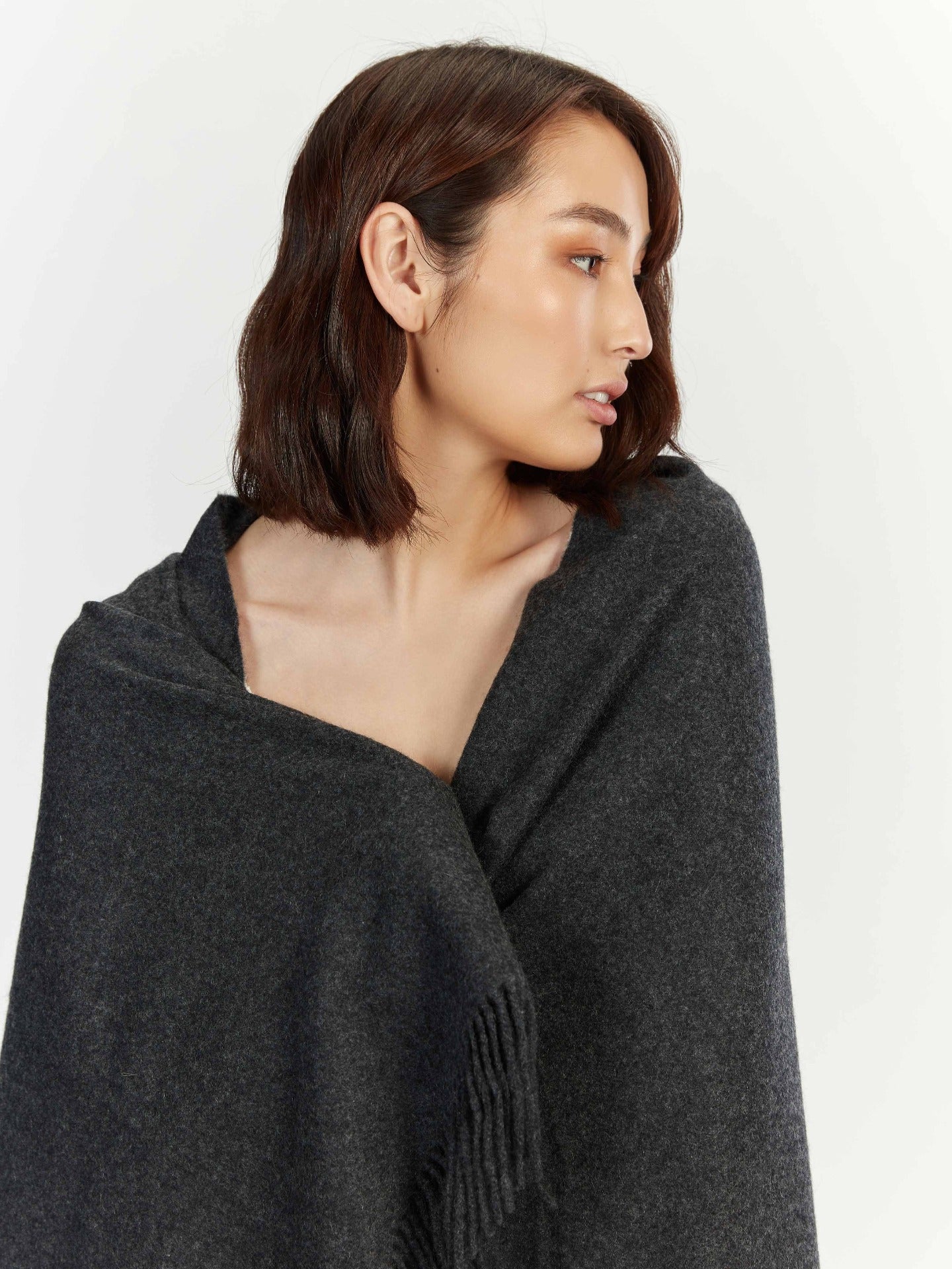 Cashmere Large Blanket With Fringe Charcoal - Gobi Cashmere